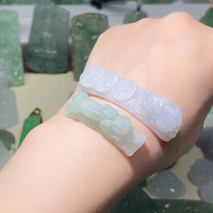 菜***虫未镶嵌定制翡翠天然翡翠