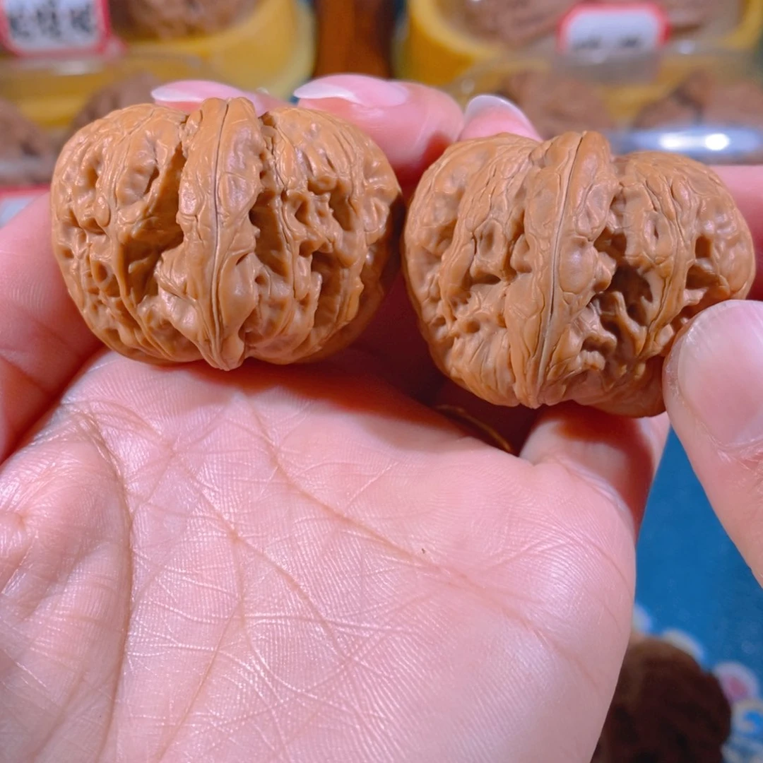 吊坠文玩核桃翘肩元宝