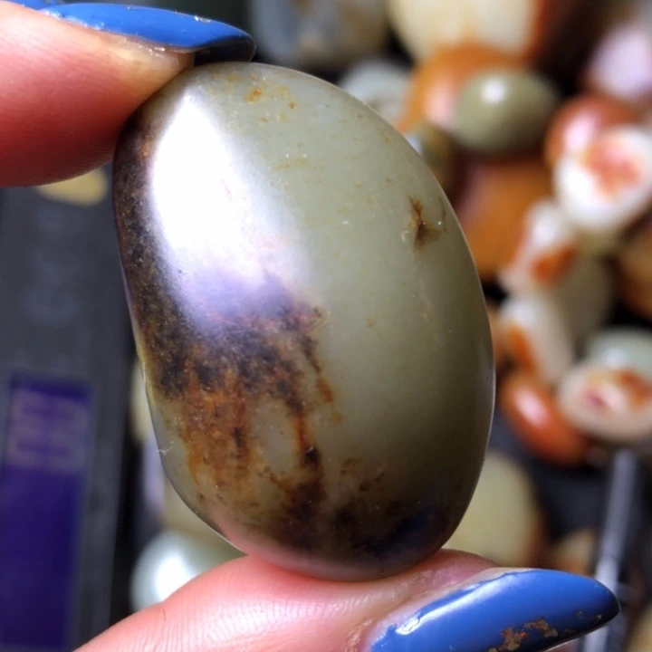 和田玉未镶嵌珠宝奇石