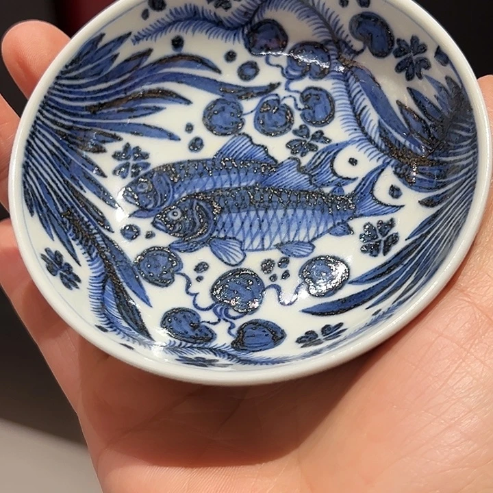 元青拙手鱼藻纹杯