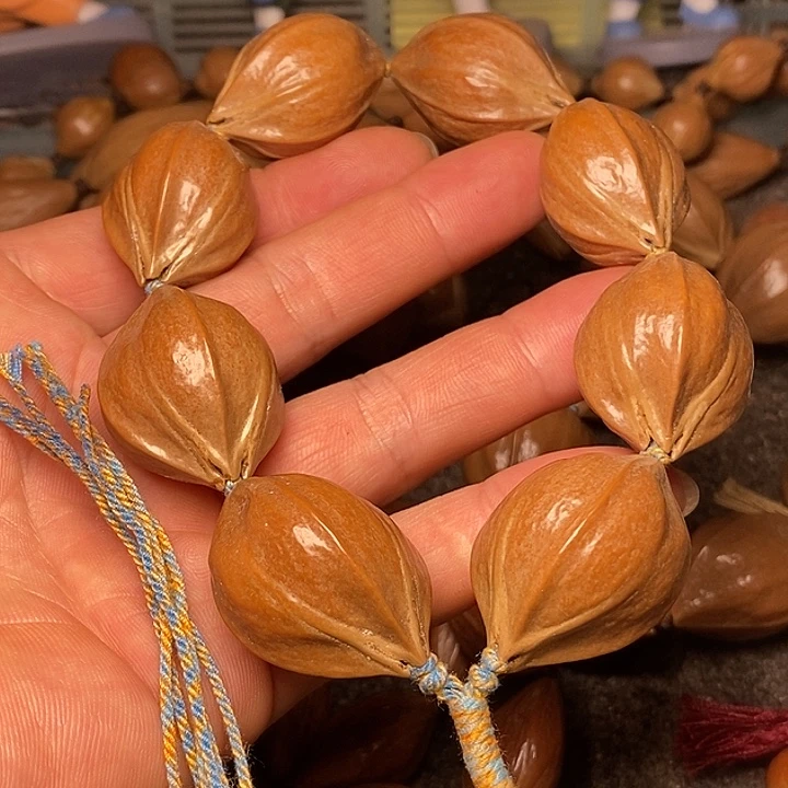 橄榄核吊坠2.3四花9号