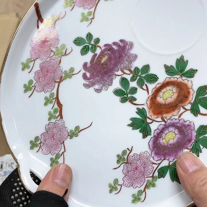 玲珑堂杂货铺瓷器山****路