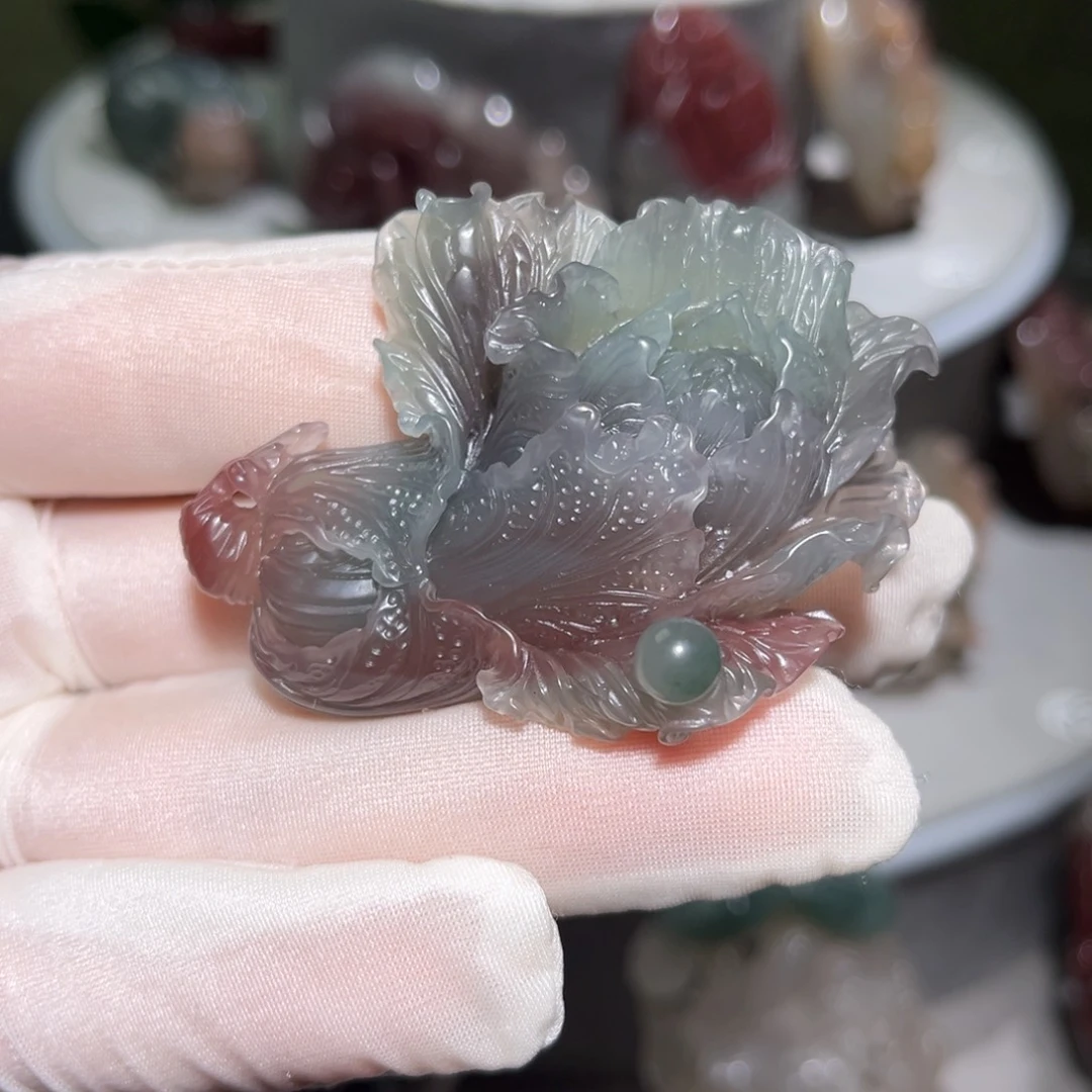 华***姐玛瑙/玉髓未镶嵌颈饰