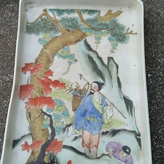 瓷片，，，，，，，，，。，，，。。。