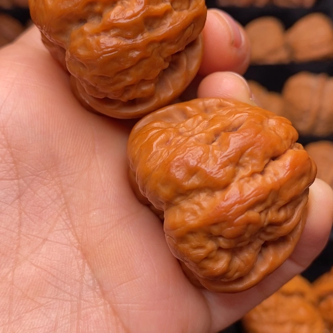 文玩核桃吊坠秦岭野生核桃