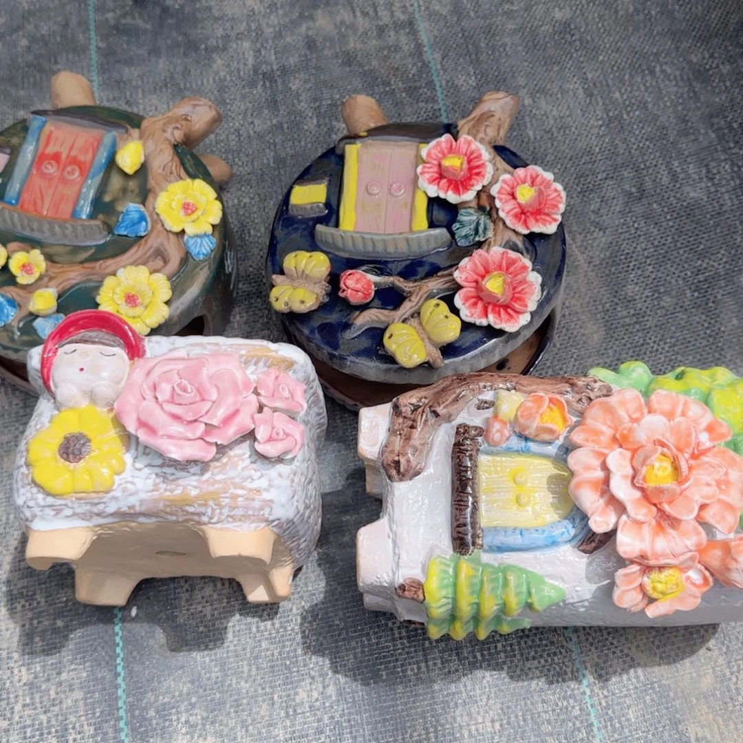 花**'两个鼓盆+1小女孩粘花+绿色橘色粘花高盆