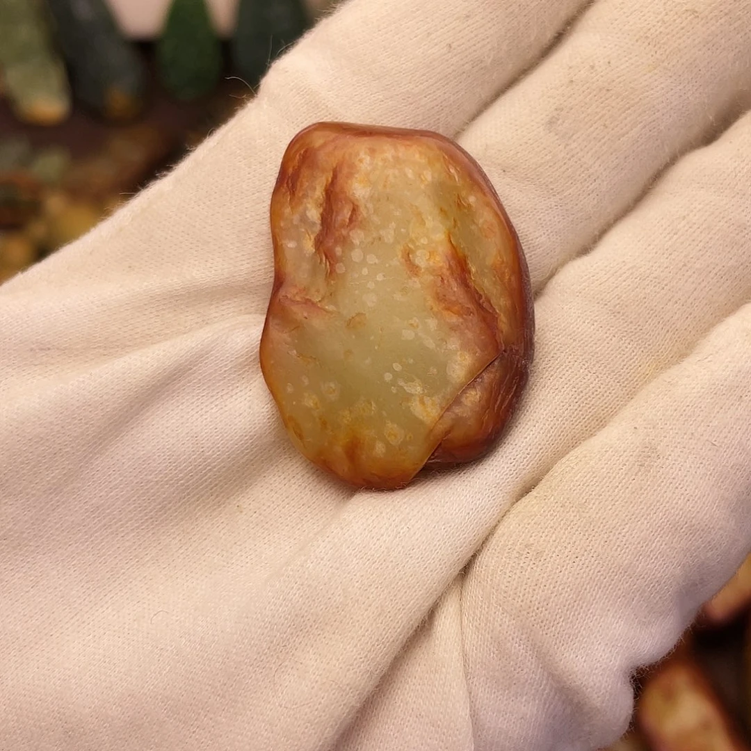 岫岩河磨玉（透闪石质玉）未镶嵌颈饰