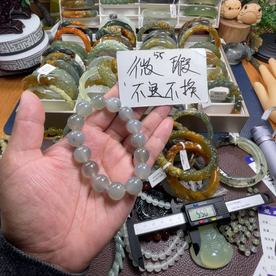 未镶嵌蛇纹石玉手链