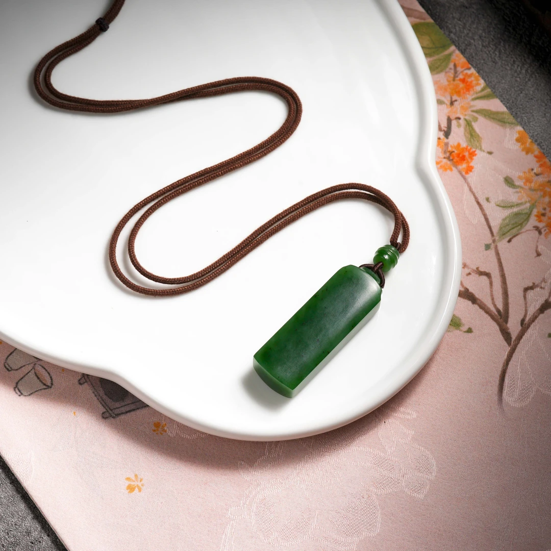 『博姐臻选』·灵韵丨和田玉碧玉老俄料典藏无事牌、约52*18mm*D6963