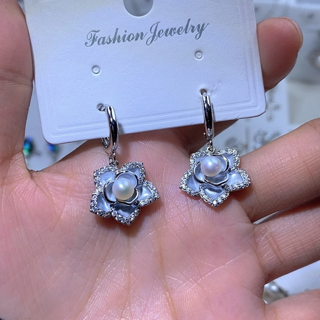 淡水珍珠耳饰未镶嵌