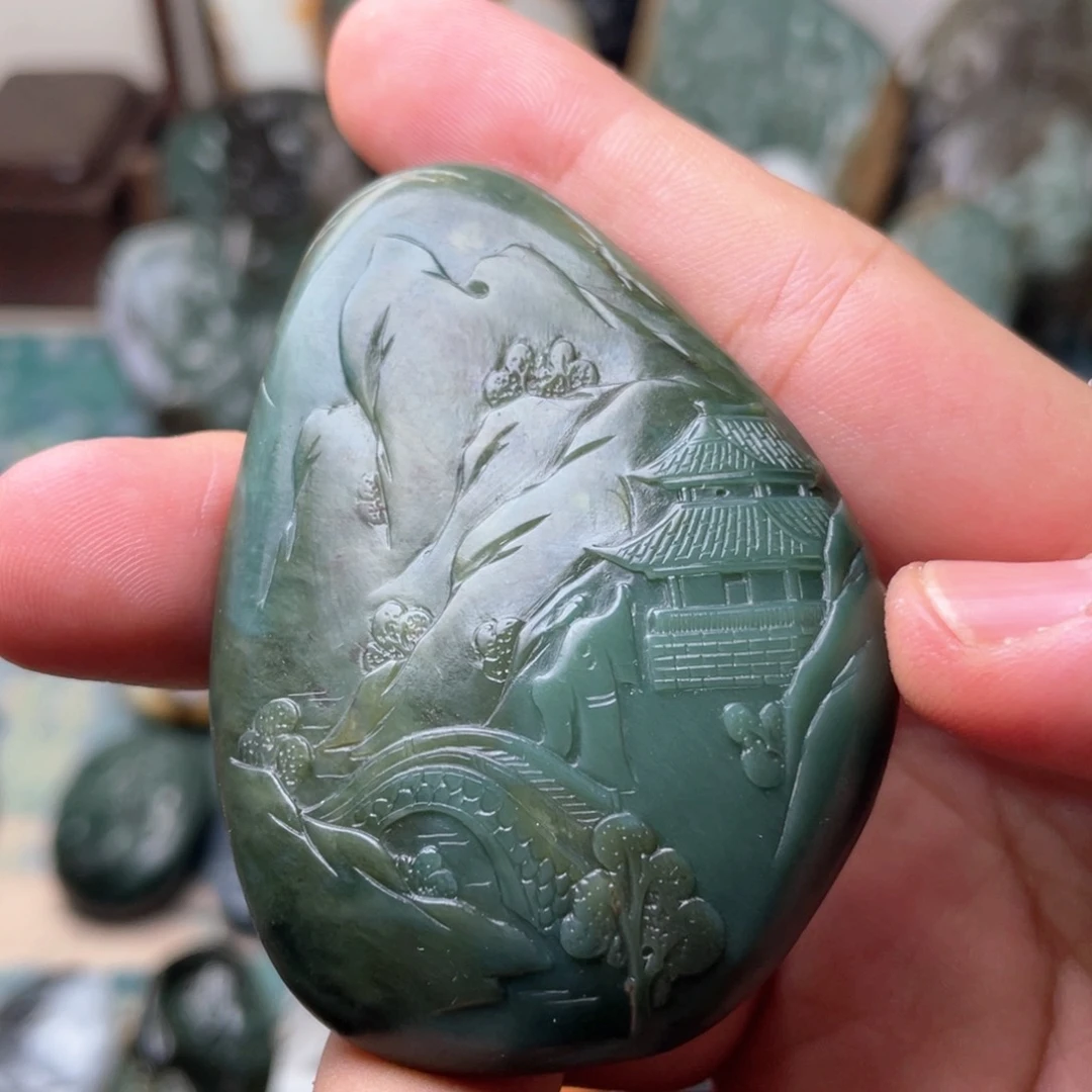 和田玉未镶嵌挂件山水