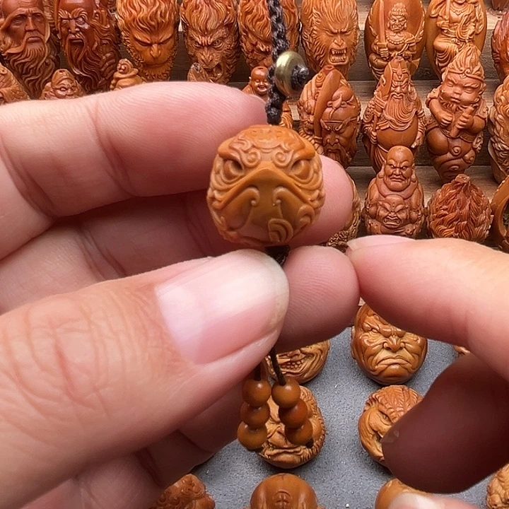 橄榄核吊坠18金蟾福利