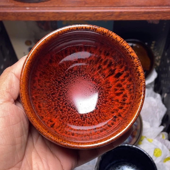 茶盏你是谁呢是吗不是