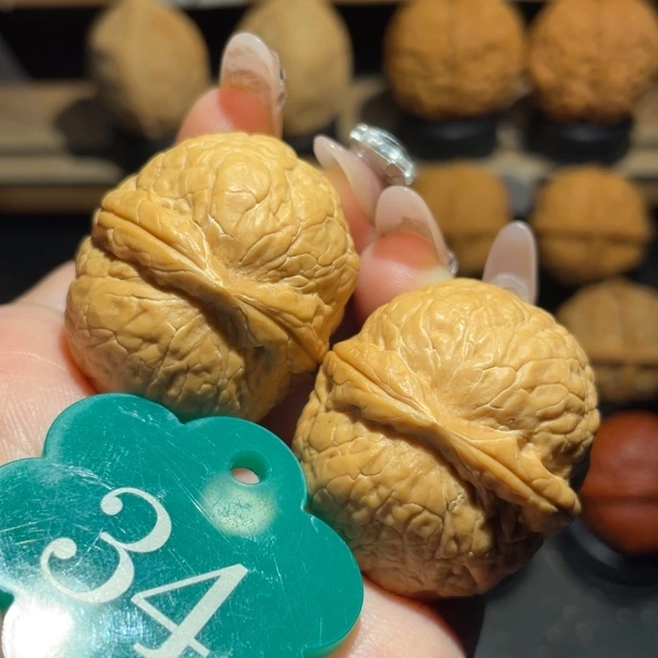 蛇皮球35尺寸核桃