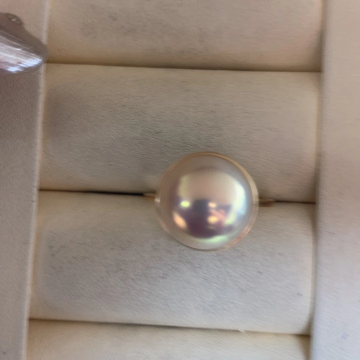 18K金镶嵌戒指拼合珍珠（马贝珠）