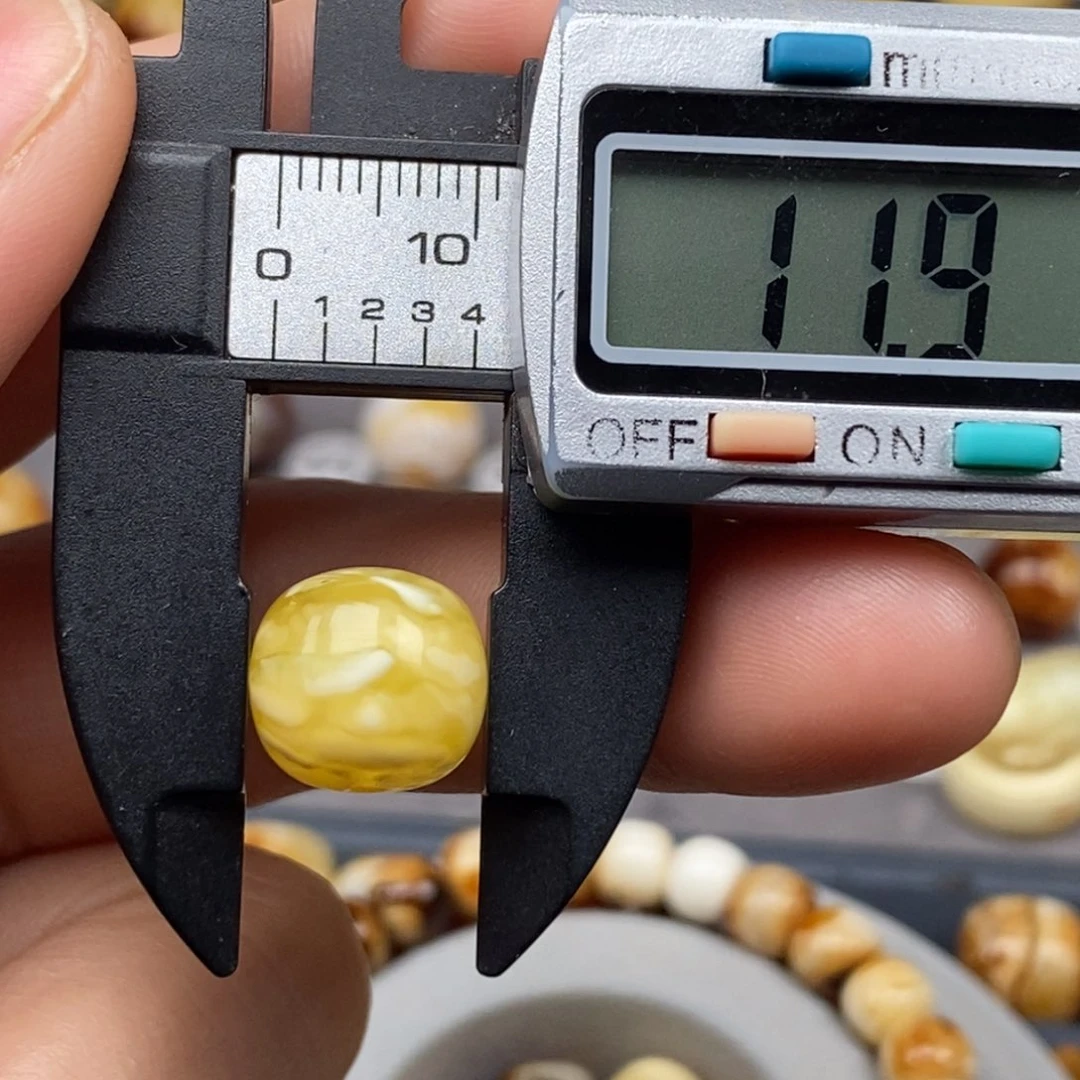 琥珀未镶嵌耳饰老型