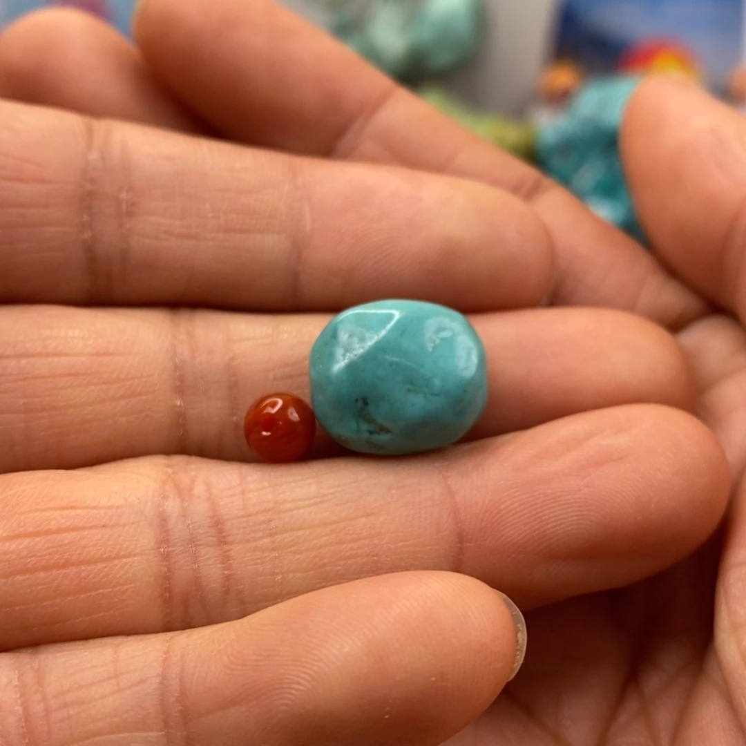 南红玛瑙未镶嵌珠宝奇石