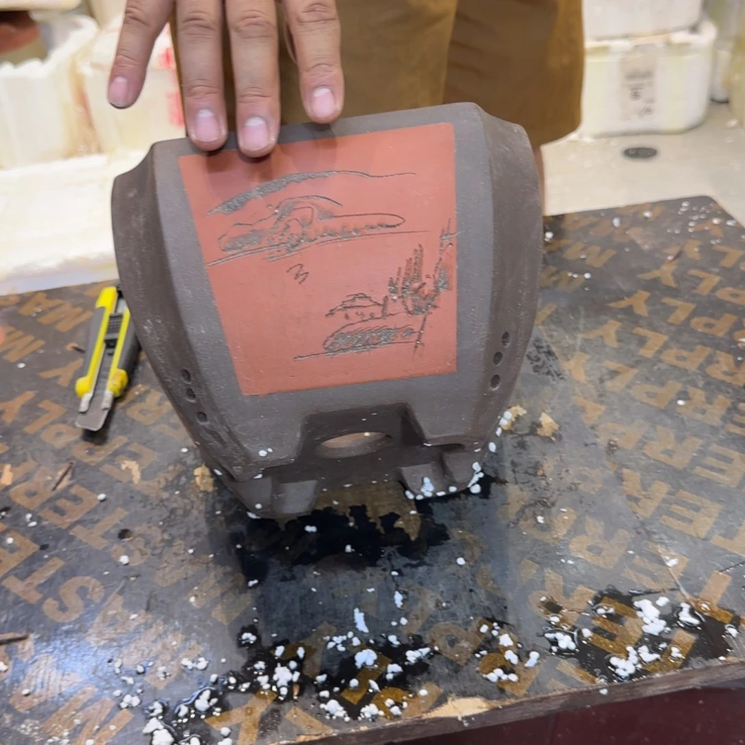 紫砂花盆瑕疵和瑕疵