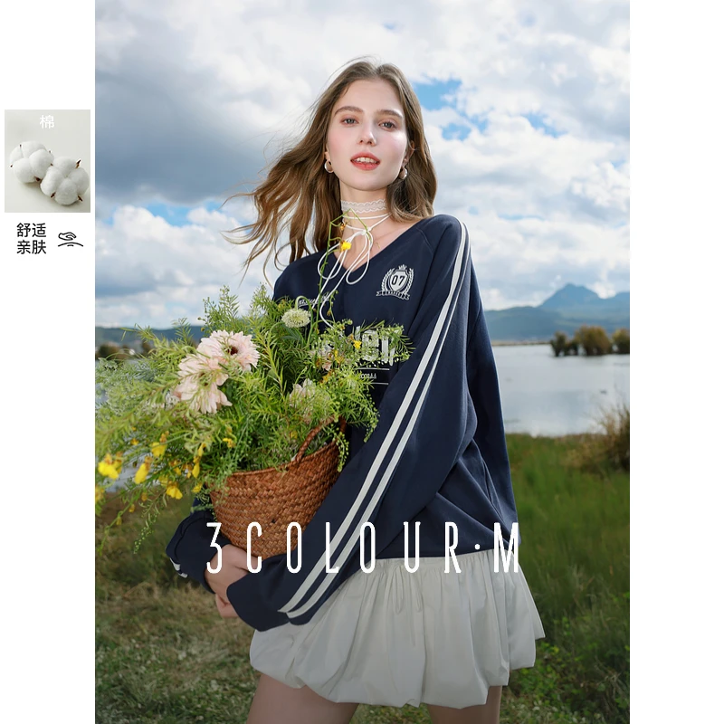 三彩2025春季新款复古美式运动风字母徽标卫衣V领宽松套头衫休闲M