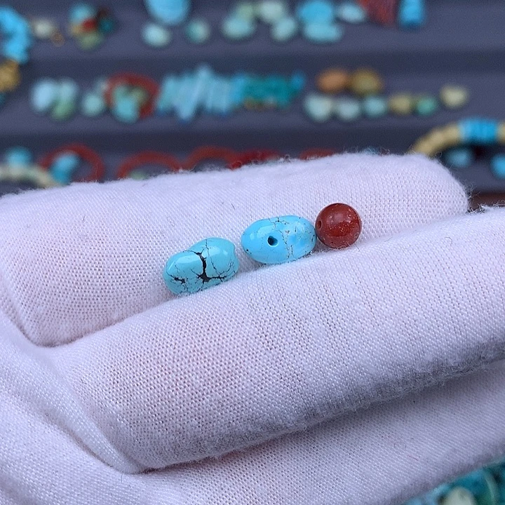 小***莫南红玛瑙未镶嵌珠宝奇石