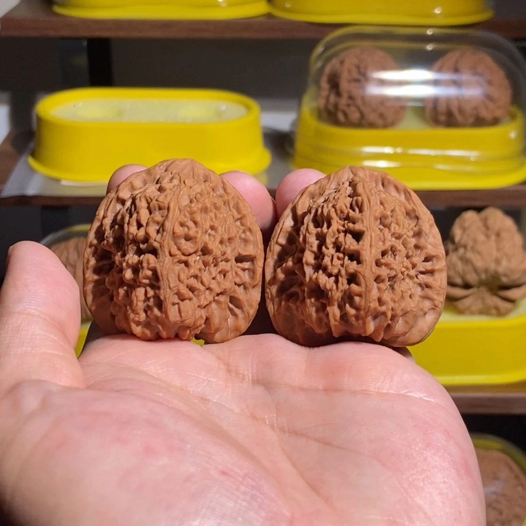 吊坠文玩核桃全品40尺南疆石红皮山地精品对