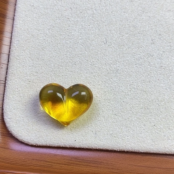 吊坠橄榄核小屁桃