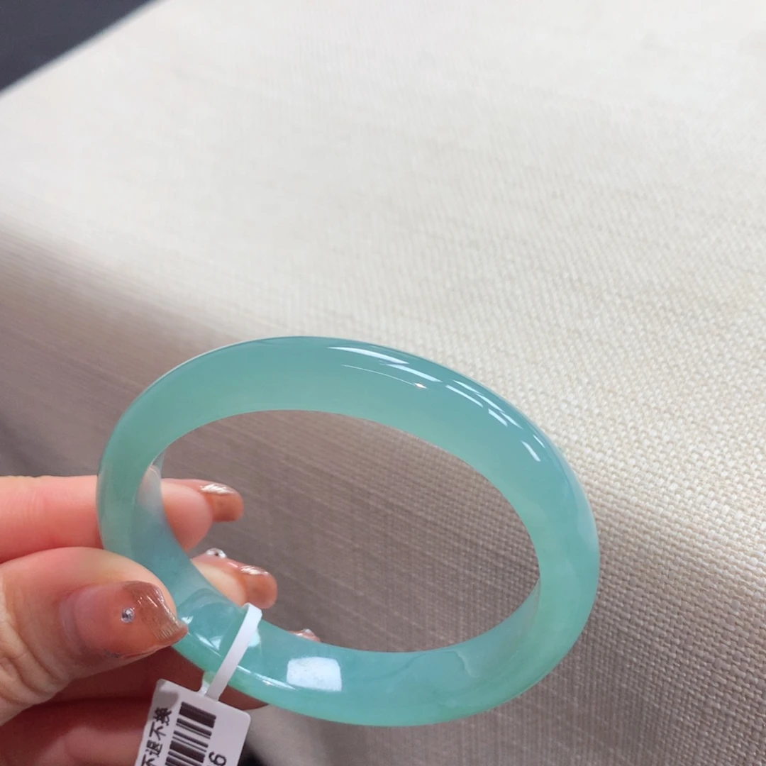 翡翠手镯未镶嵌28号