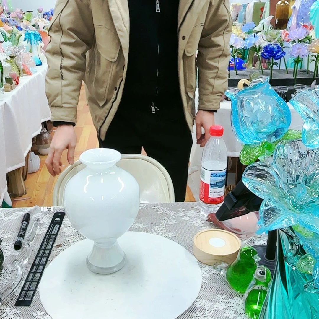 福利不退不换琉璃花瓶艺术品