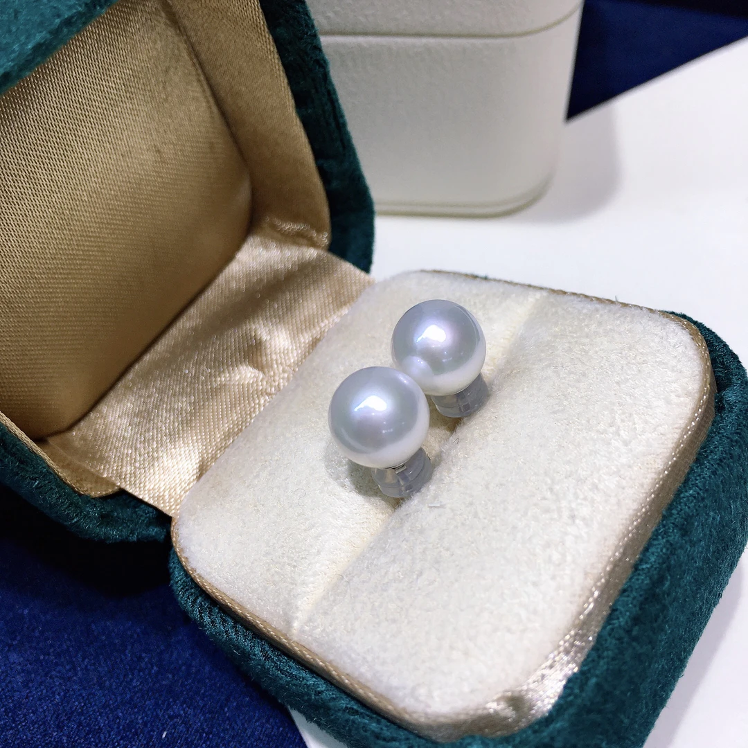 简约百搭不挑人8-9mm镜面光淡水珍珠细微瑕s925银简单素钉经典