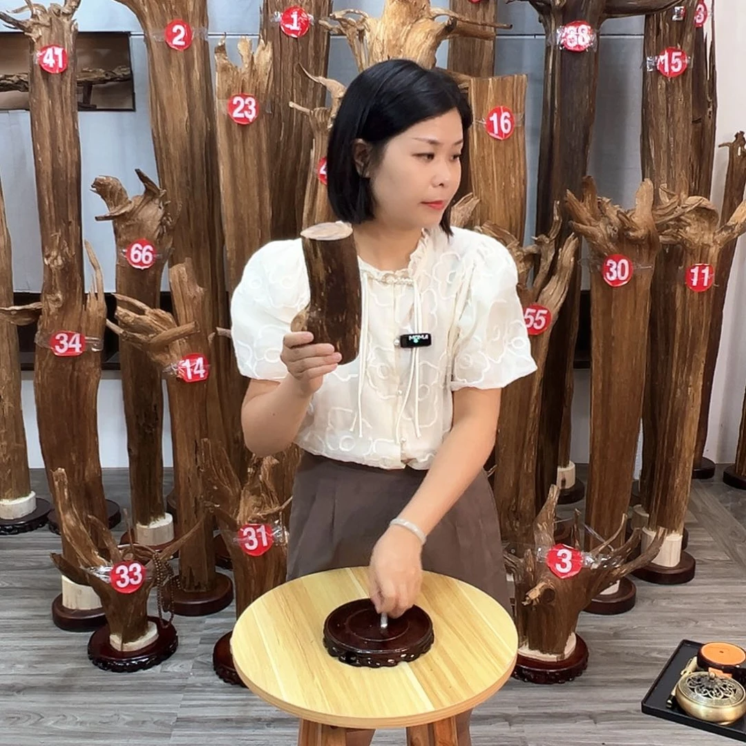 沉香碎屑沉香碎屑