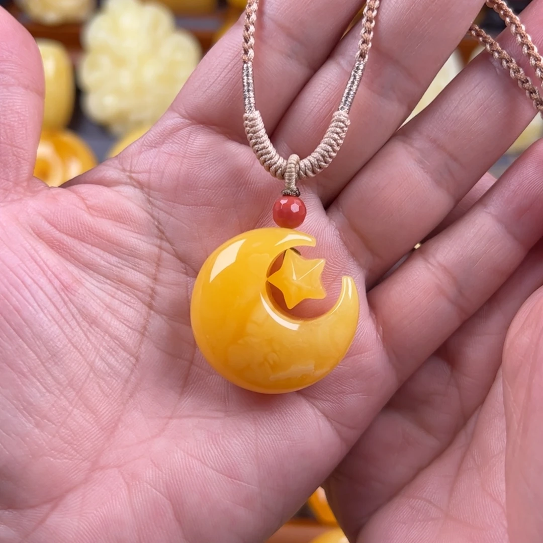 琥珀颈饰未镶嵌纯天然蜜蜡