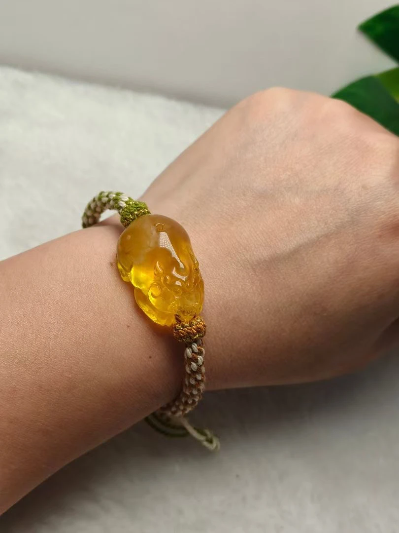 俄料貔貅编织手绳