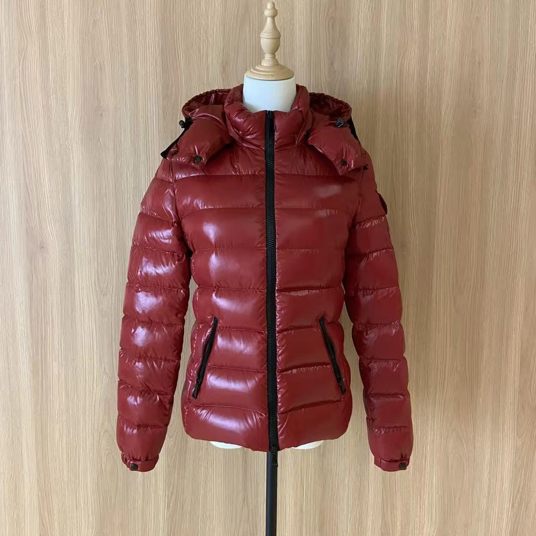 99新 MONCLER su/红色连帽羽绒服/28686378/12期/代卖服务