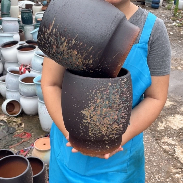 紫砂花盆口19高24瑕疵瑕疵