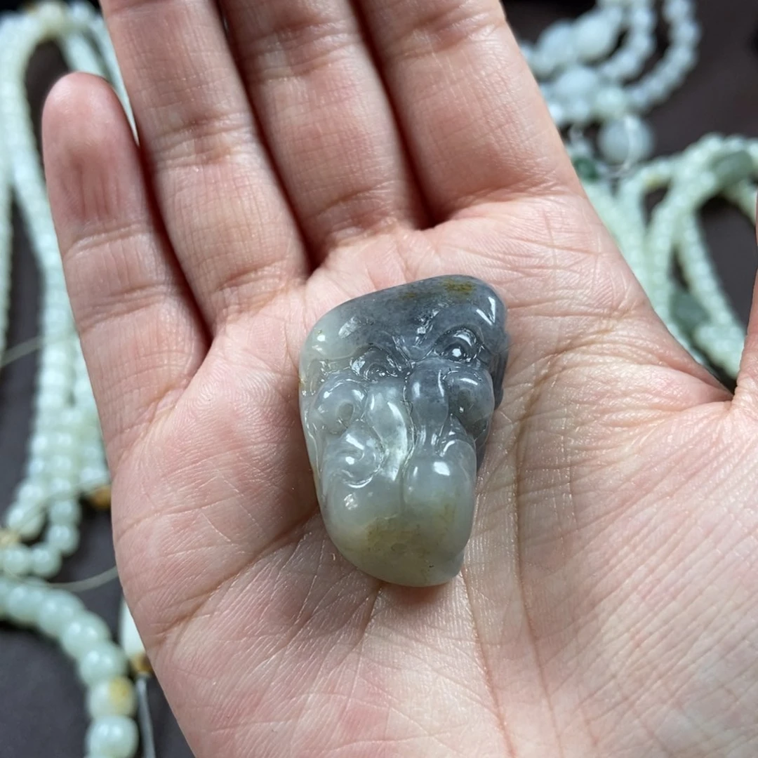 和田玉挂件未镶嵌低*点