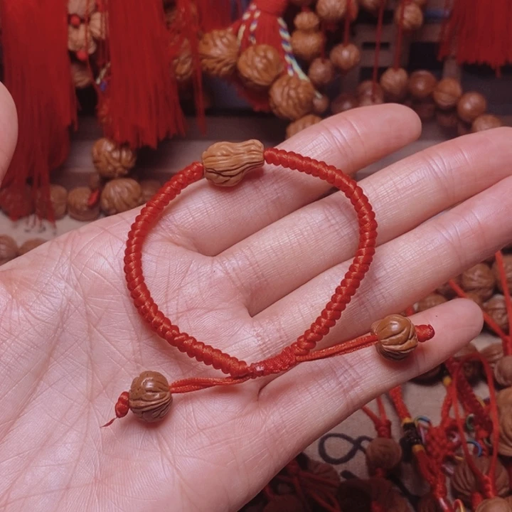 吊坠桃核桃枭手串