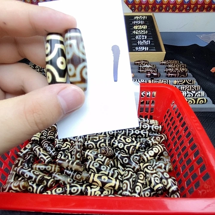 玛瑙/玉髓颈饰合金