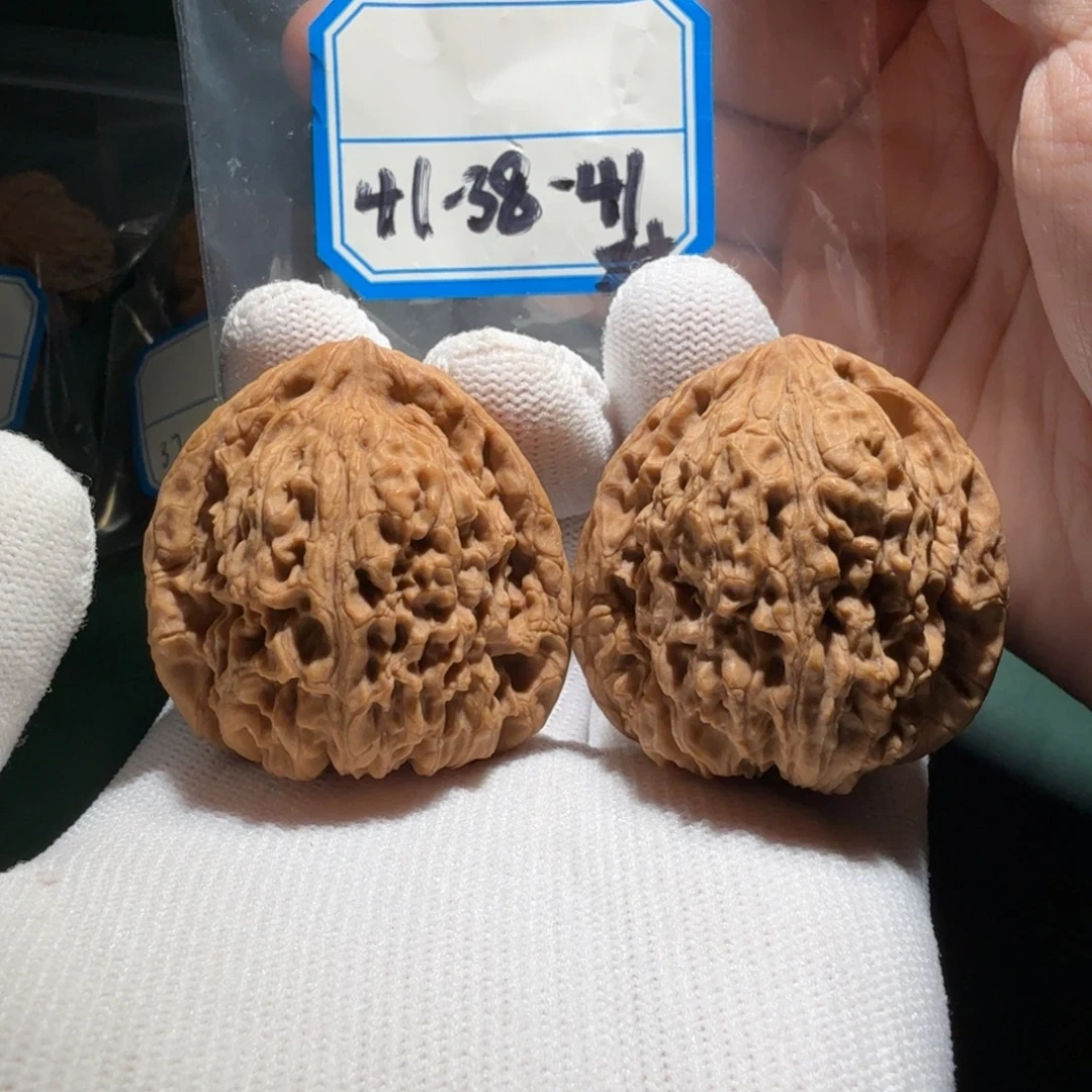 武***8吊坠文玩核桃南疆013