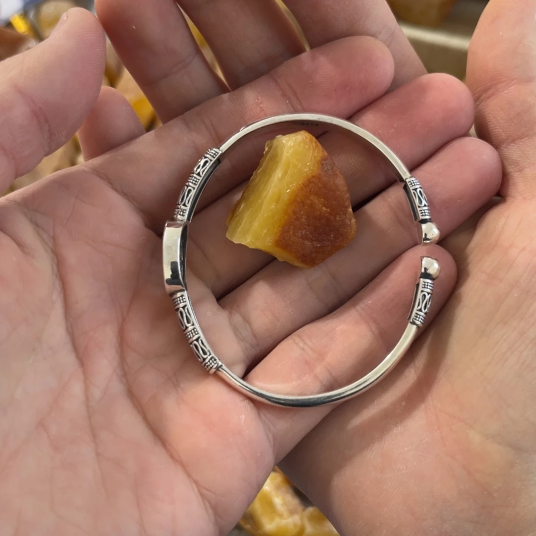 定制蜜蜡未镶嵌风**雨定制蜜蜡