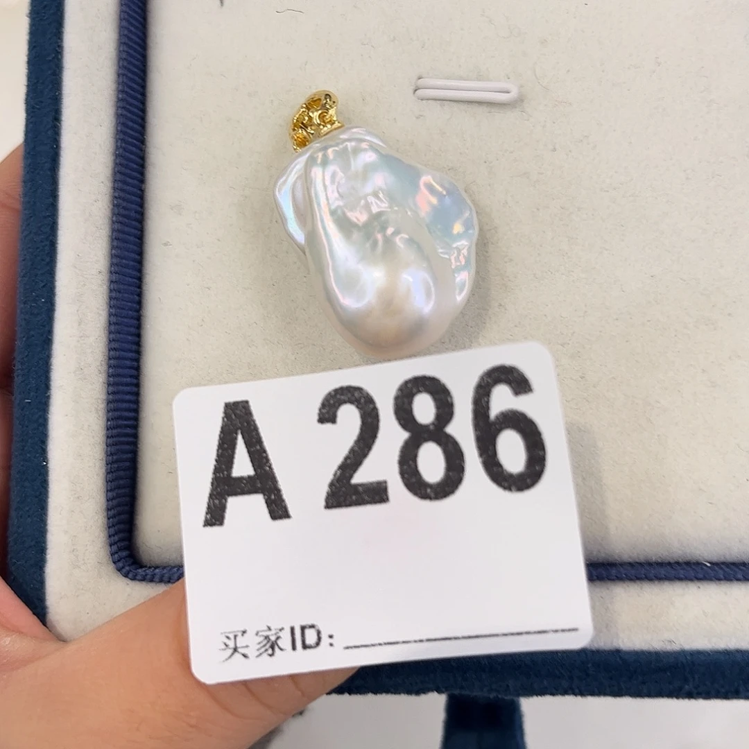 合金耳饰淡水珍珠