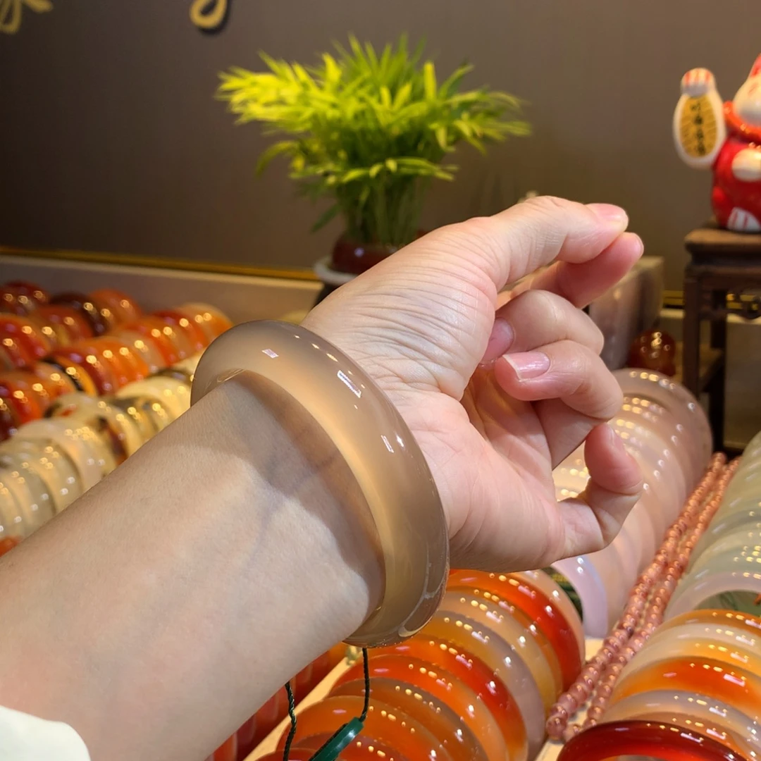 玛瑙/玉髓未镶嵌手镯15号