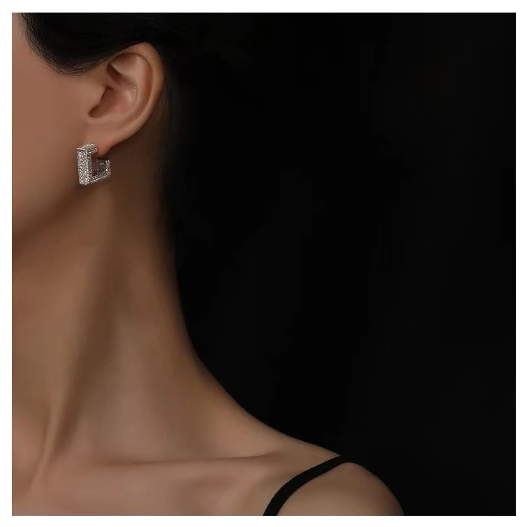 铜合金耳饰 女S925银针潮款新款小众满钻超闪方形耳钉气质简约线