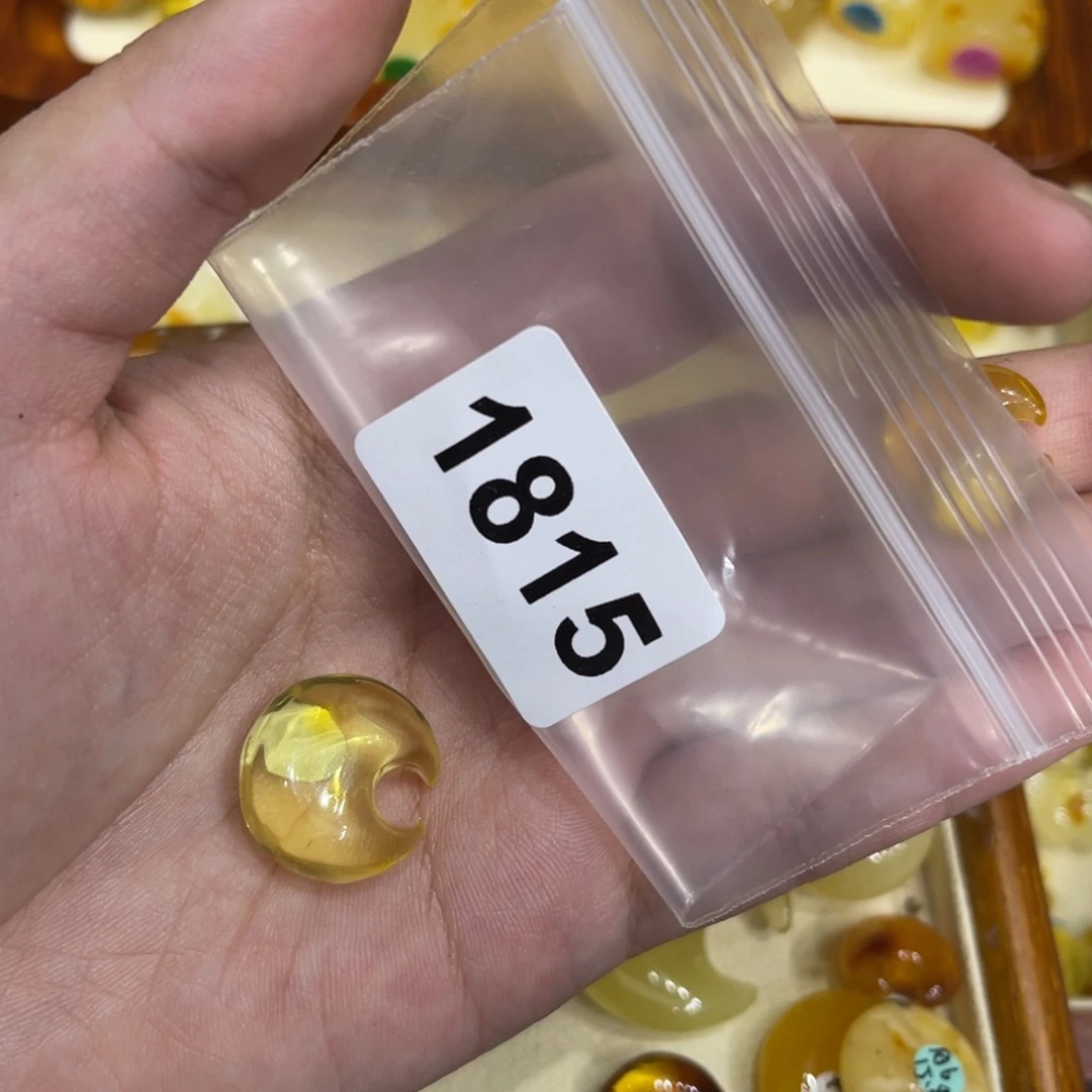 琥珀珠宝奇石未镶嵌月***袋
