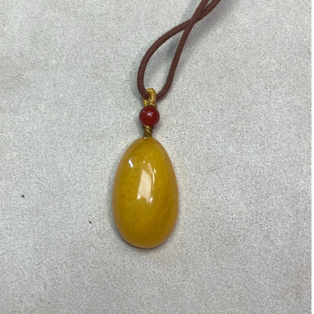 【宠粉福利】精品老蜡水滴项链