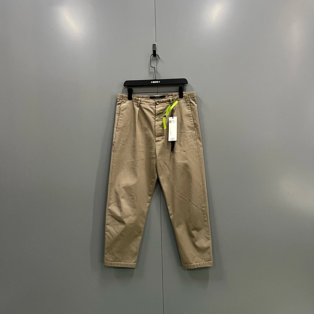 95新 Valentino/华伦天奴 c630 卡其色长裤 46码 606936