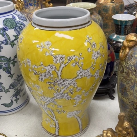 瓶瑕疵瓷片。。。。。。。。。。。。。。。。。。。