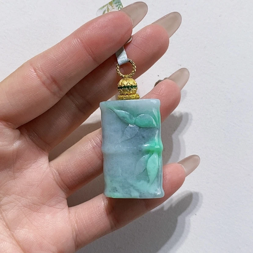 【闪购商品】颈饰未镶嵌翡翠