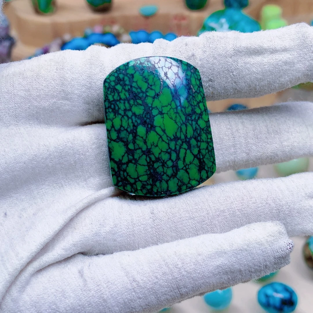 绿松石未镶嵌三彩随行