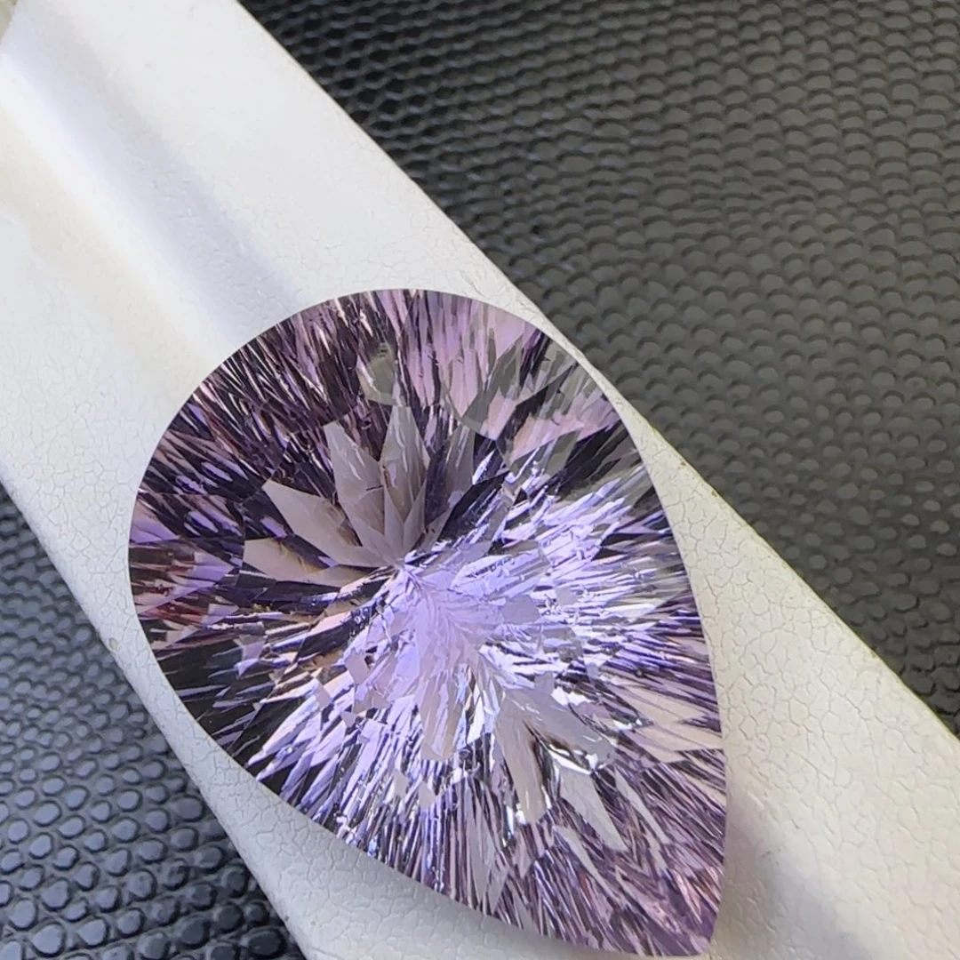 未镶嵌水晶珠宝半成品天然54.95克拉