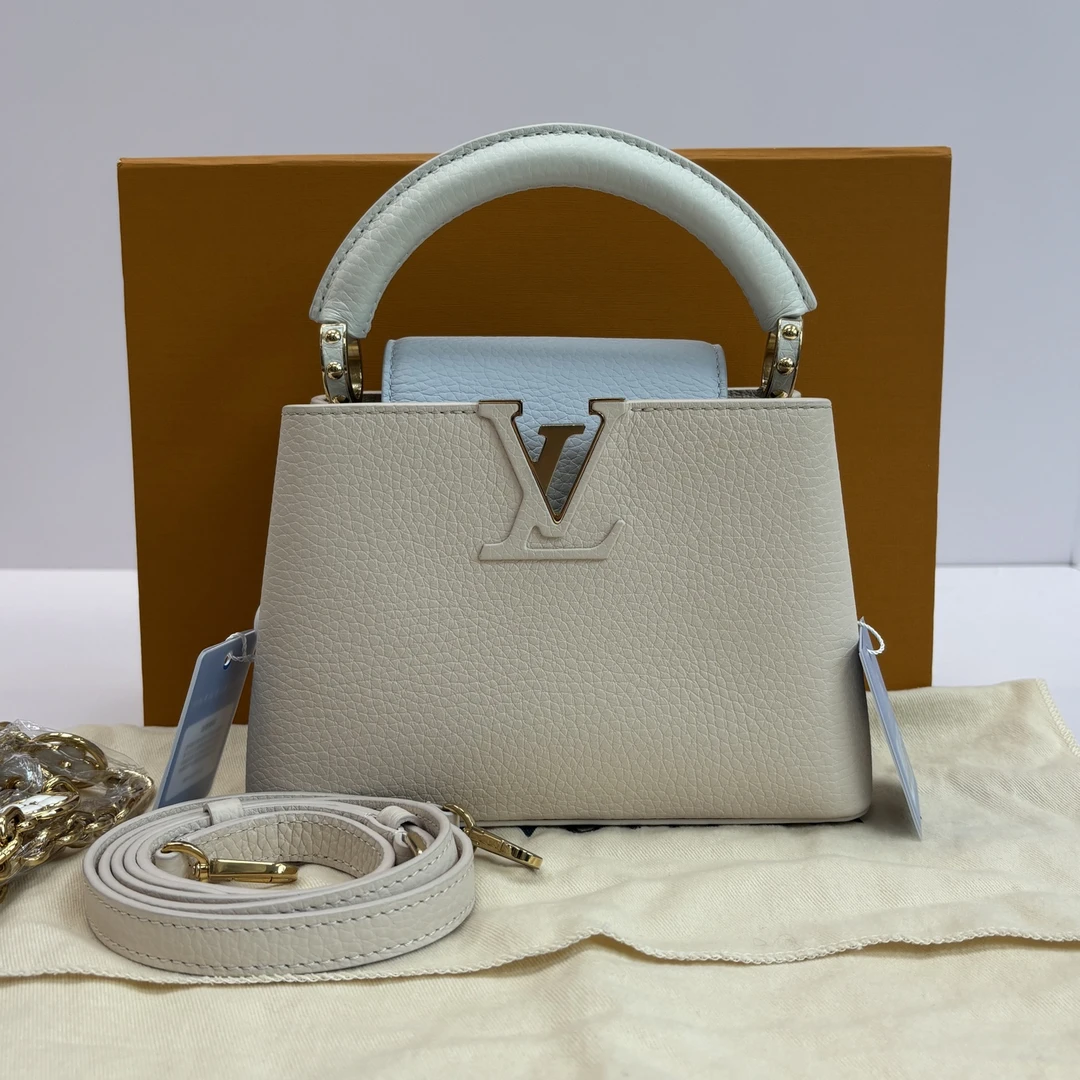 99新 LV 路易威登Capucines mini米蓝拼白双链条手提斜挎包 09575